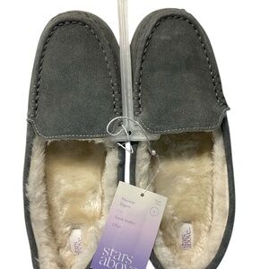 Stars Above Gray Suede Moccasin Slippers Fur Lined Women’s Size 8